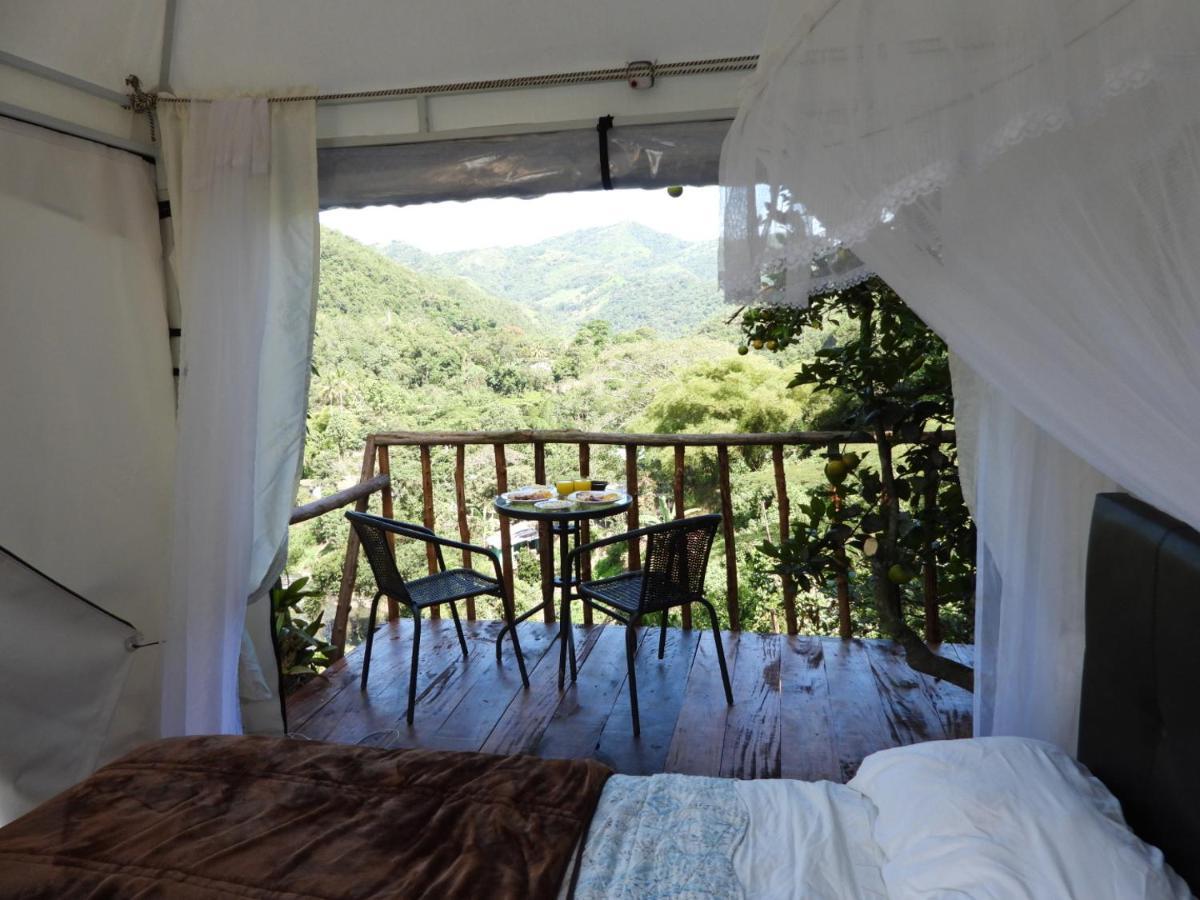 Duck House Hotel La Vega  Bagian luar foto
