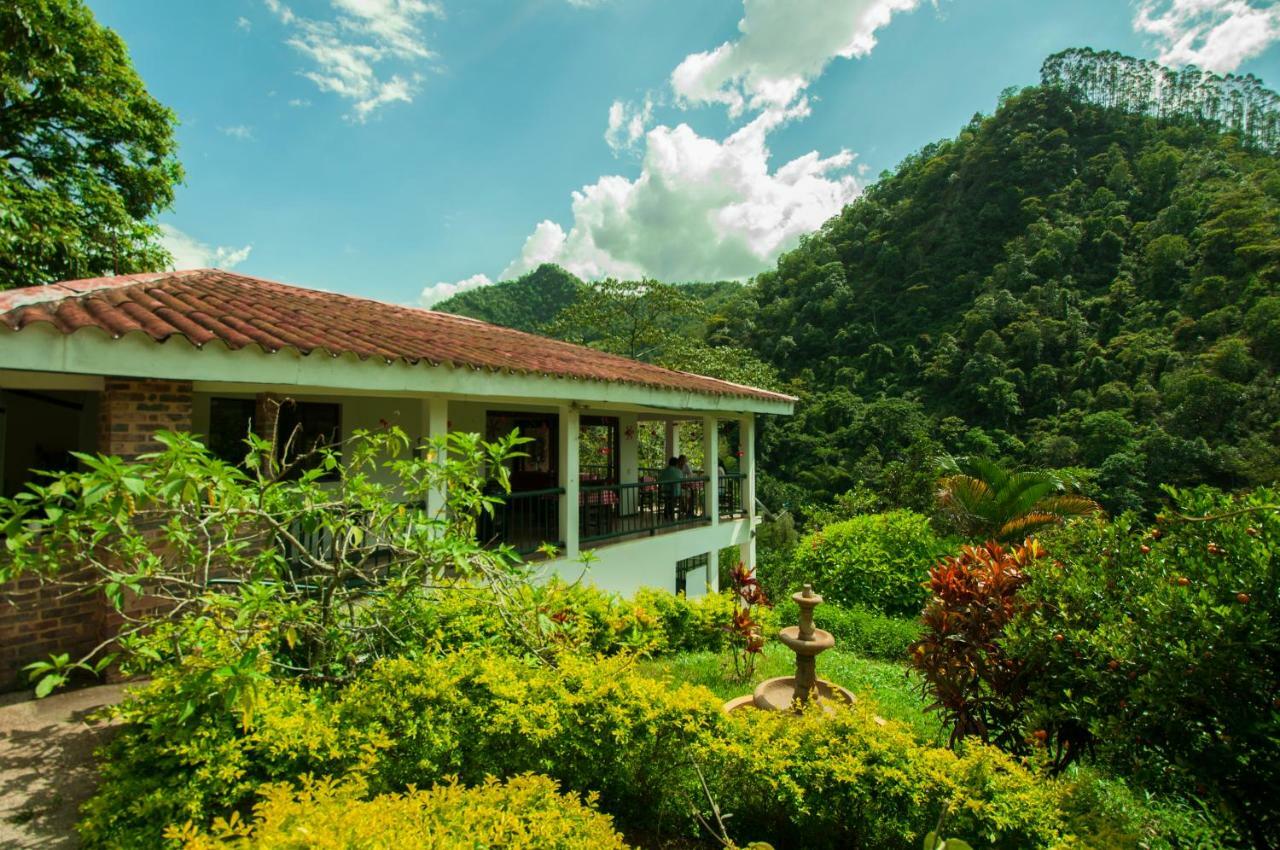 Duck House Hotel La Vega  Bagian luar foto